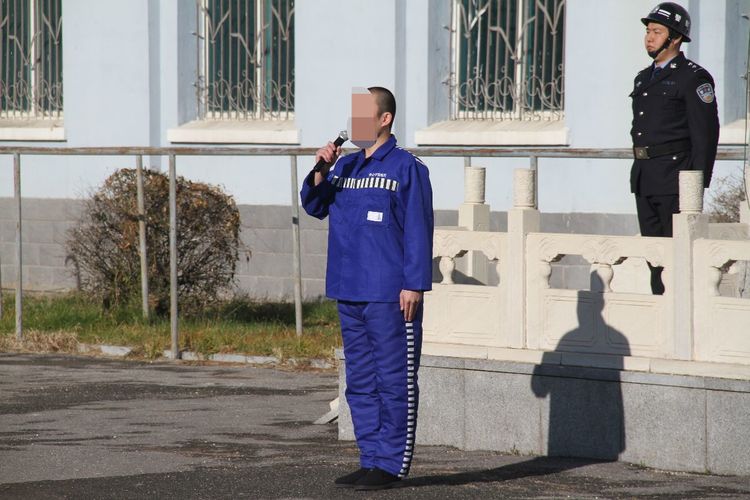 5be0db7baeaf1.jpg c834b490885000013c571d5d1316c150.jpg