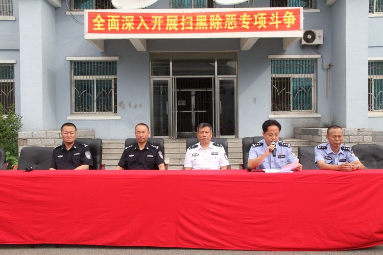 5be0e07341a97.jpg c81f2527d670000144b412cca23c19fb.jpg