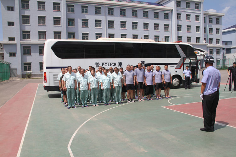 5be8a900b6f89.jpg c80cce032eb000019e66338b16c013a3.jpg