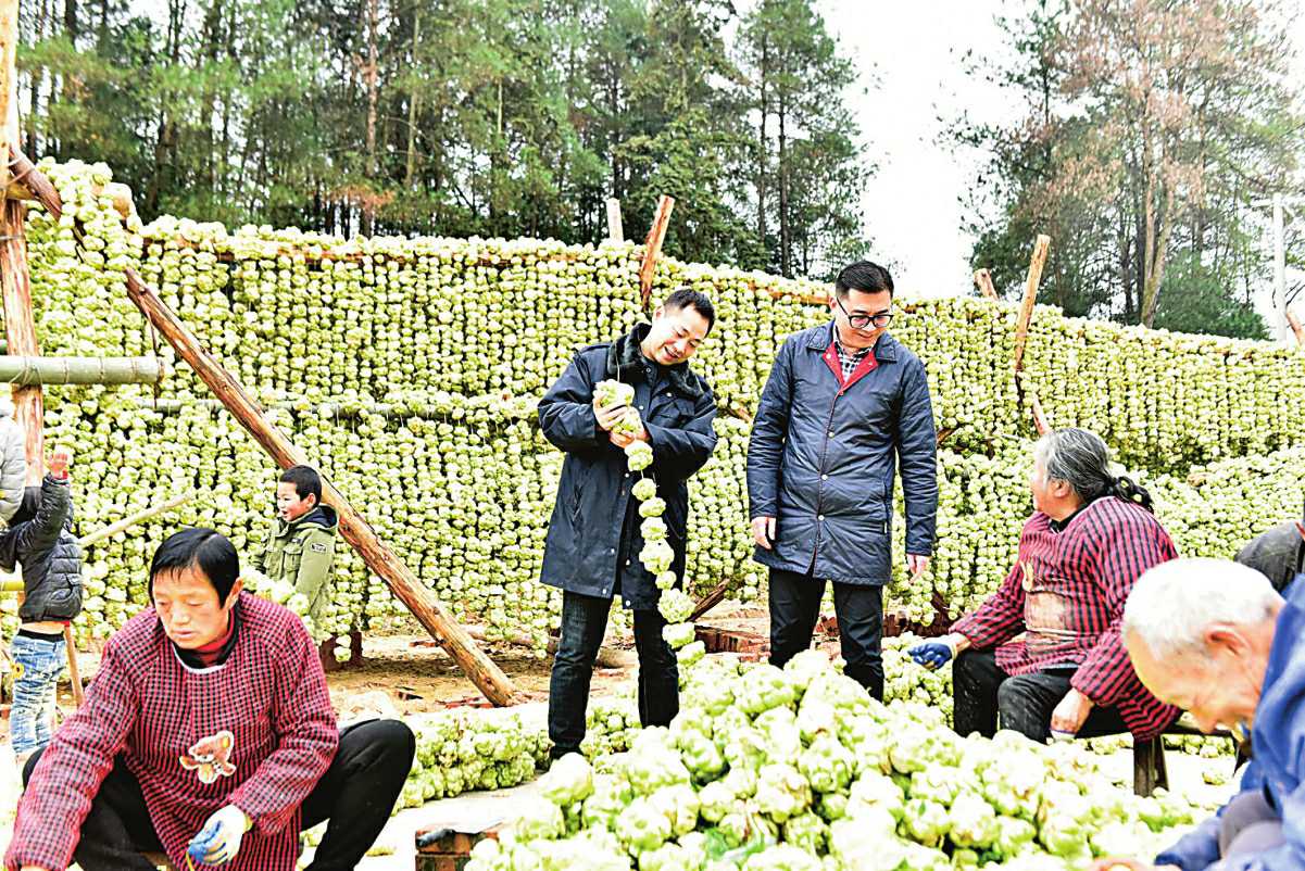 5e280fbe12693.jpg 15796487228025ffdaf3f8078c2f9b7e92ac284bc7bf4.jpg